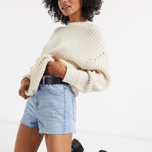 NEW - Topshop Premium Denim Mom Shorts in Bleach